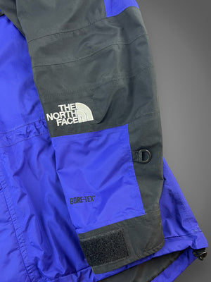 90s North Face Goretex hooded jacket fits L