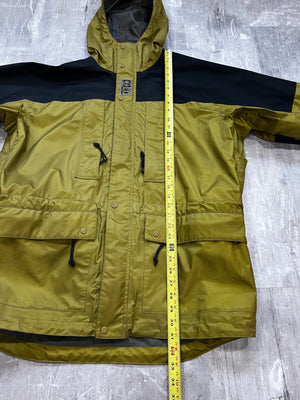 90’s Timberland Goretex ripstop jacket fits XL